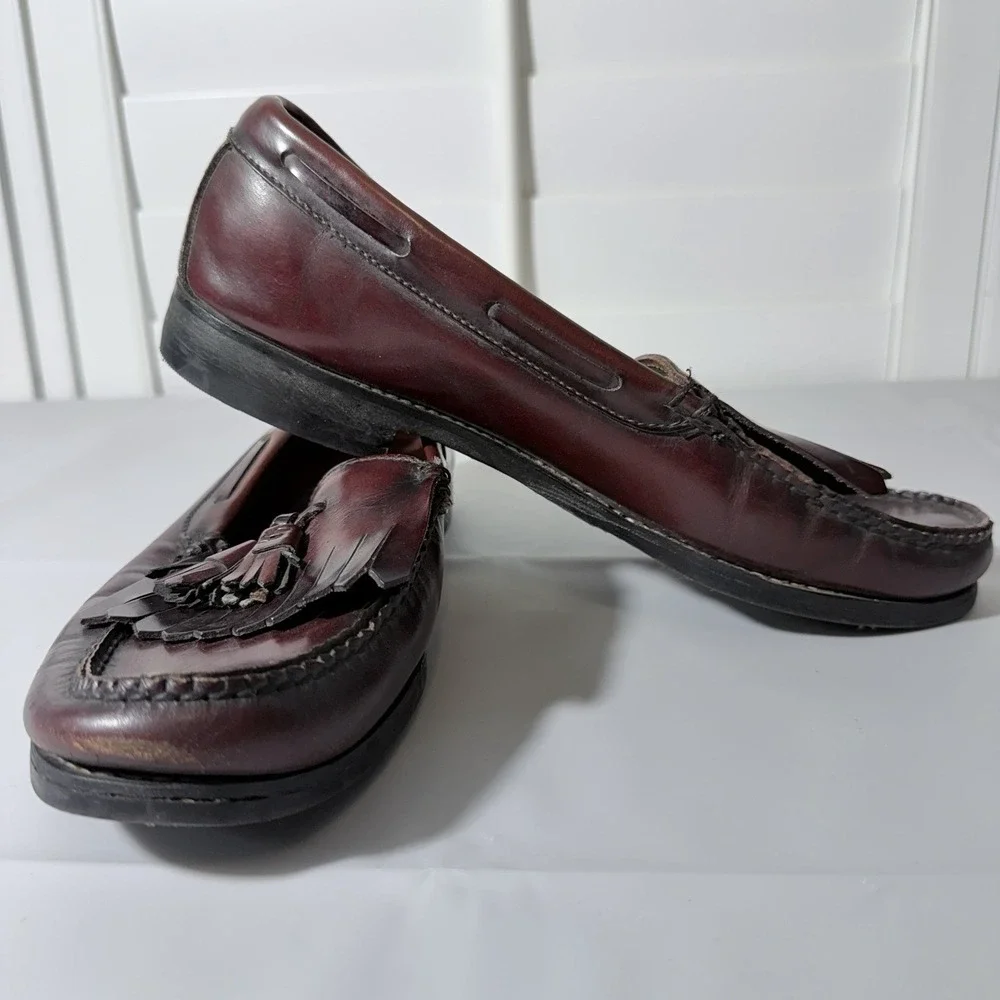 GH Bass Weejuns Loafers Men 10 D Burgundy Leather Tassels USA MADE Slip On Shoes